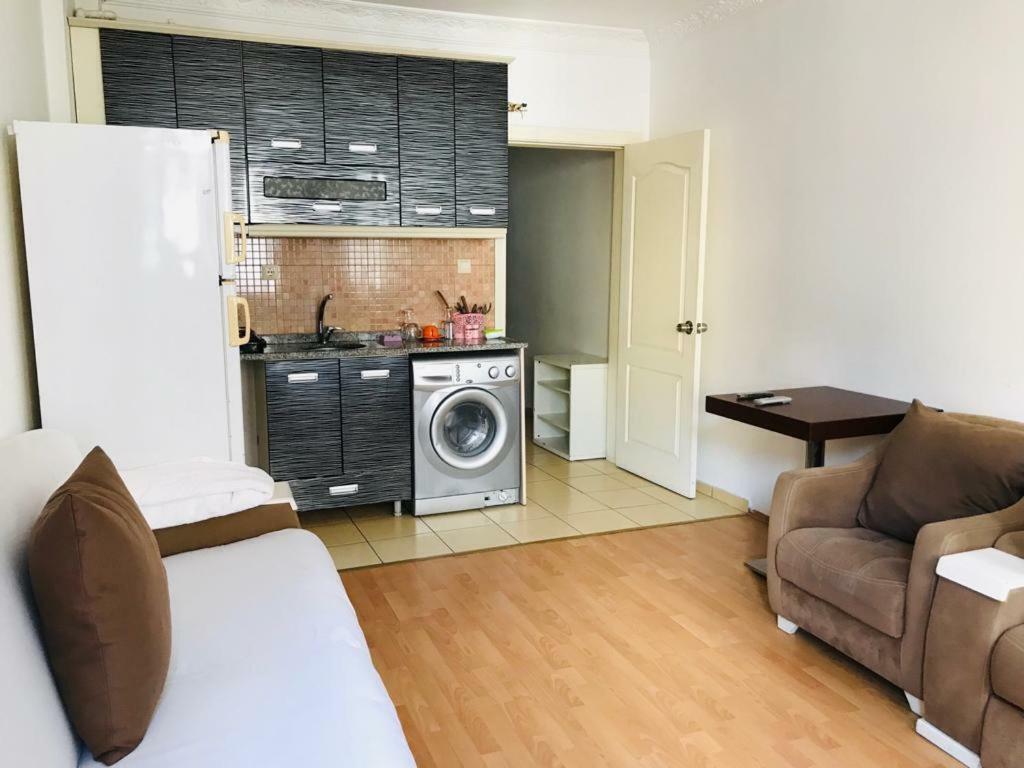 Akdemir House Apartment Истанбул Екстериор снимка